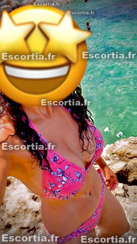 Noemi escort angers