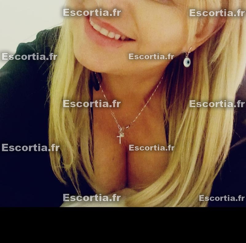 Paola Blond photo 2