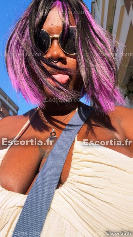 Queenshadow photo 2