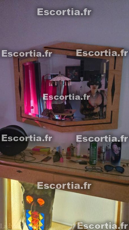 Rafi2505 escort Macon