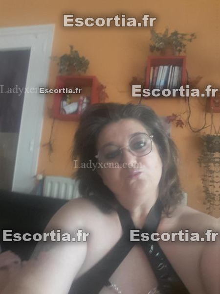 Rebeka escort Craponne