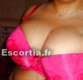 Saraahsexy75 photo 4