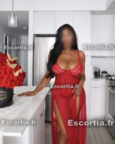 Seleneinfini escort Paris