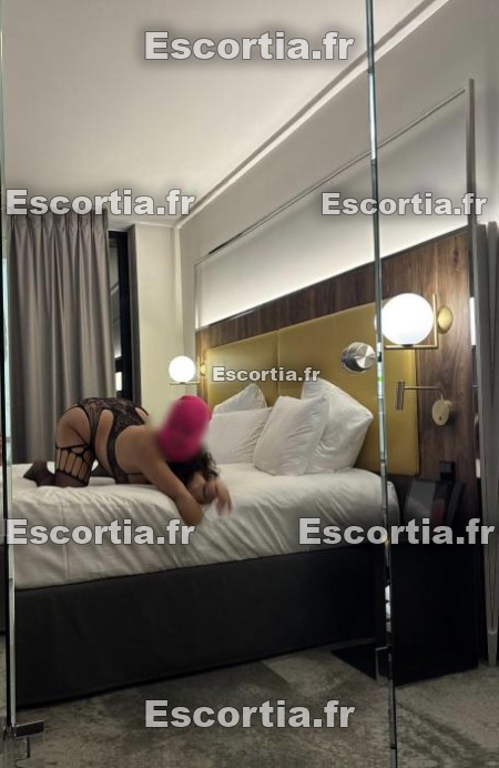 Sheeraazade escort Paris