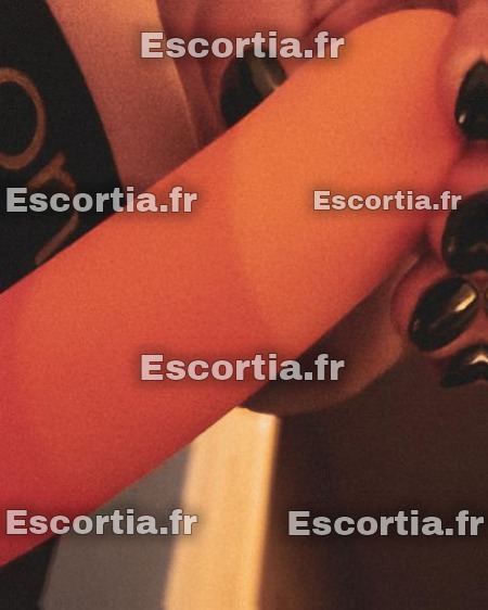 Volkhva escort BRIVE LA GAILLARDE